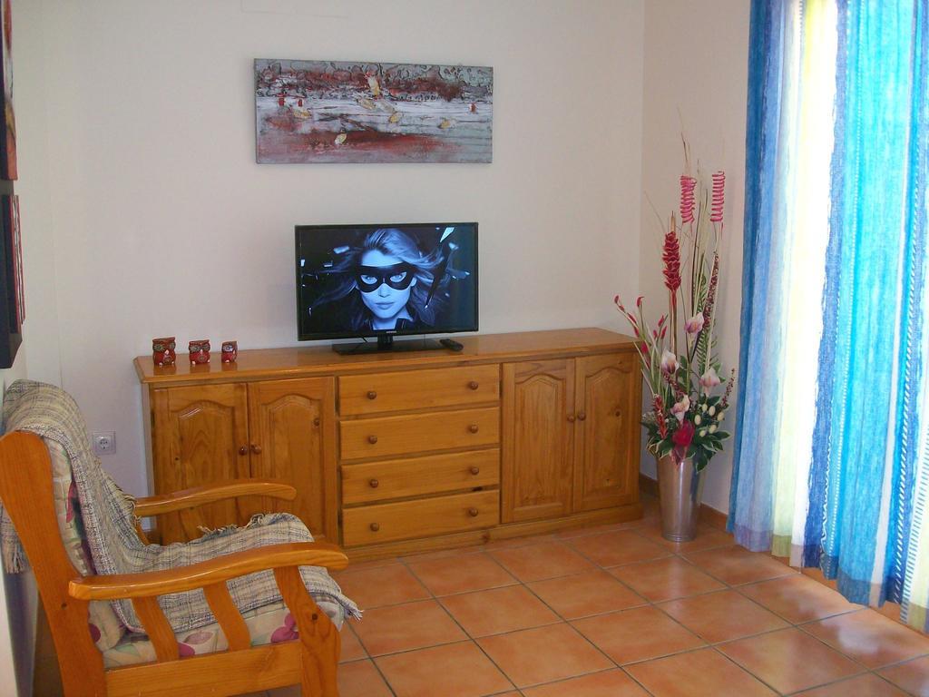Apartamentos Par Tres - Oliva Nova Camera foto