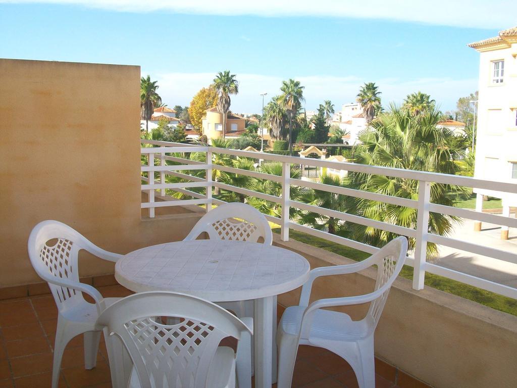 Apartamentos Par Tres - Oliva Nova Camera foto
